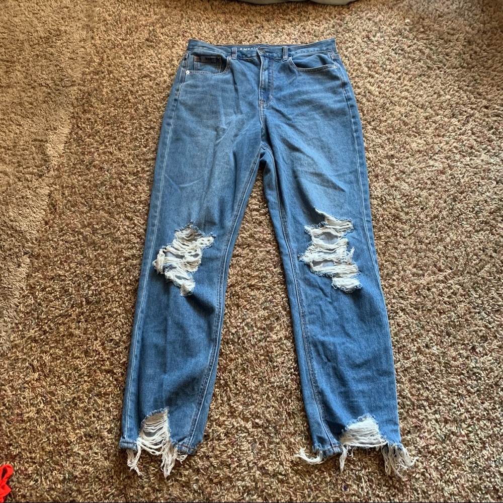 American eagle distressed mom jean
